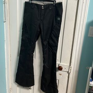 Burton womens black snowboard ski pants size L dryride